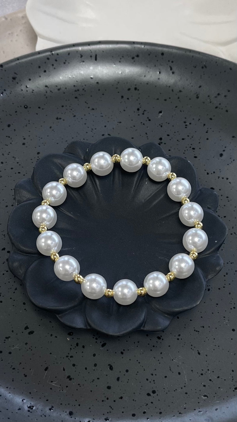 Pearl Globe Bracelet