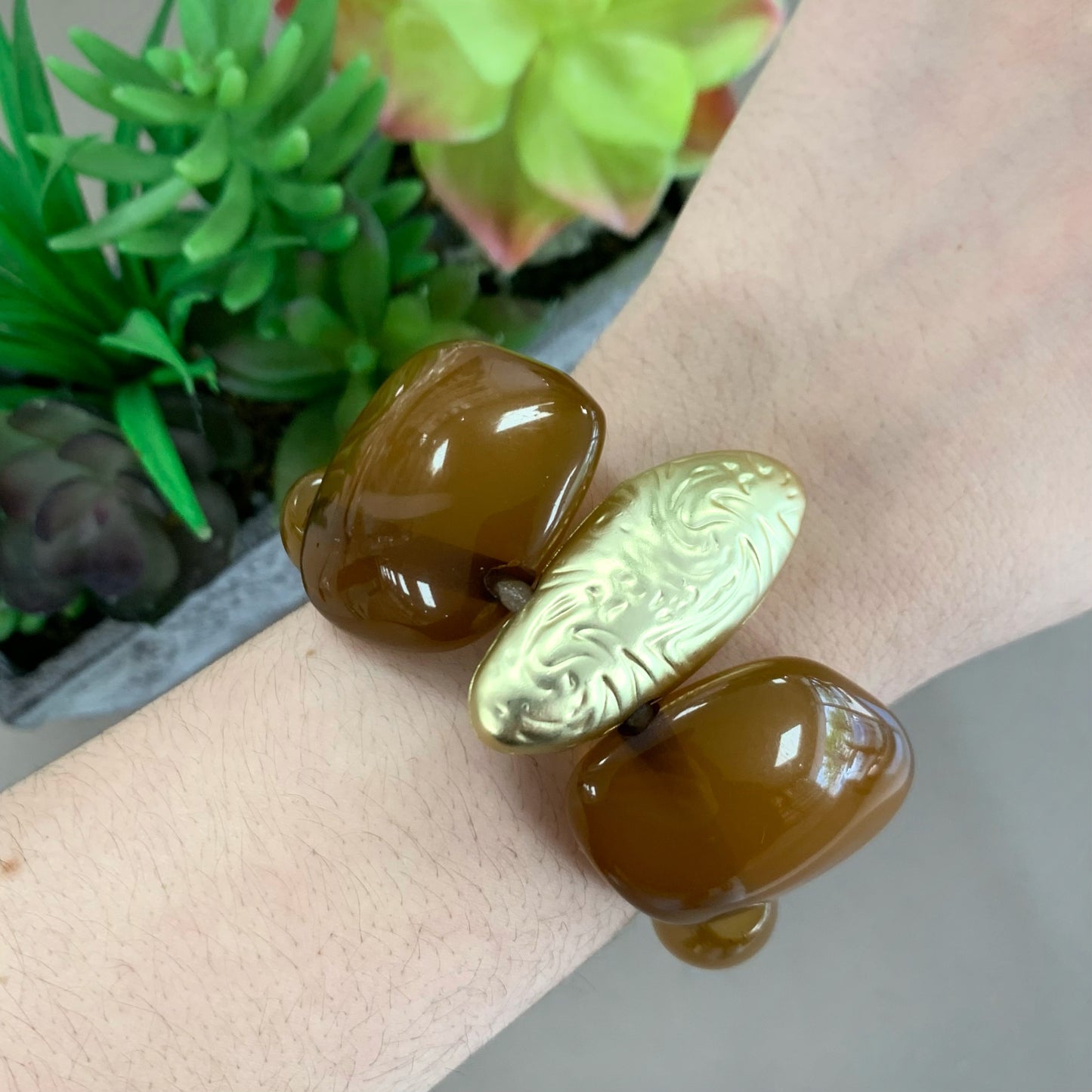 Big Almond Brown Gold Bracelet