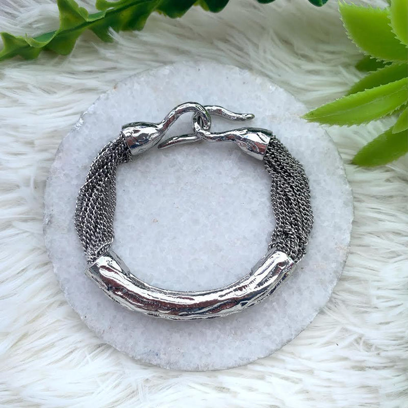 Bracelet Of Many Chains Silver