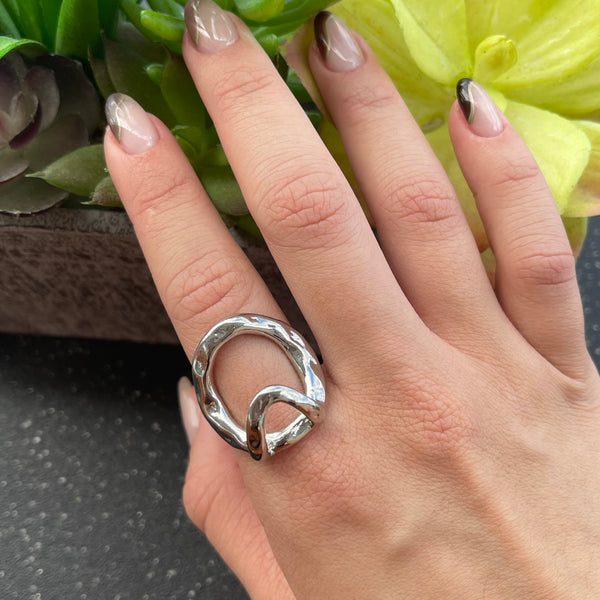 Medium Circle Silver Ring