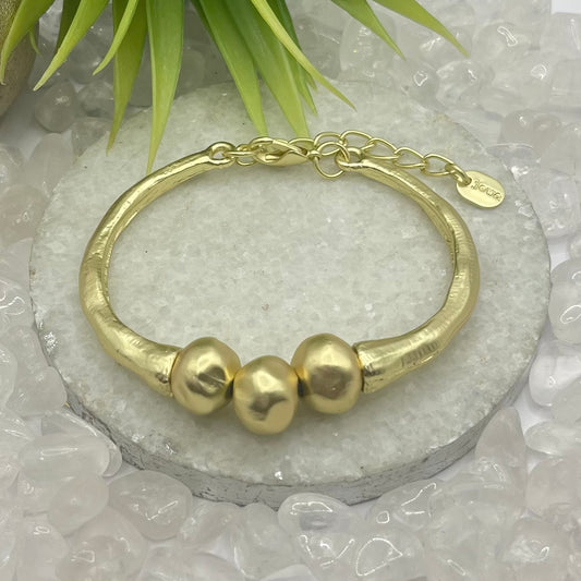 Circular Bracelet With 3 Balls Gold