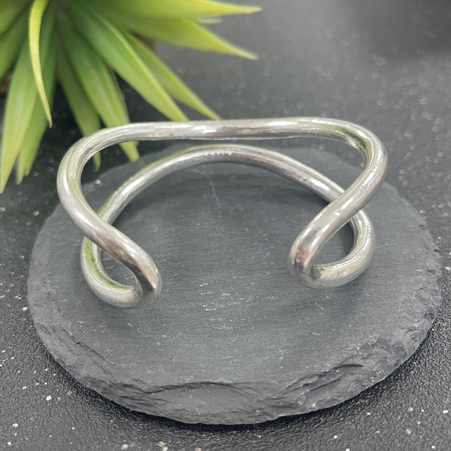 Oval Cuff Silver Matte