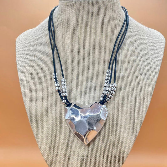 Heart Beats Silver Necklace Matte