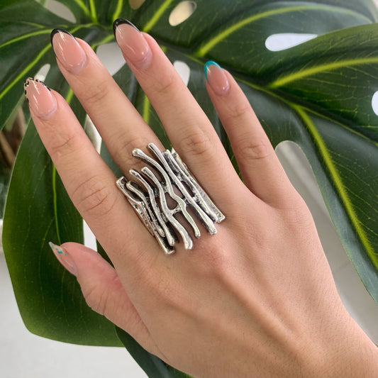 Slat Wave Silver Ring