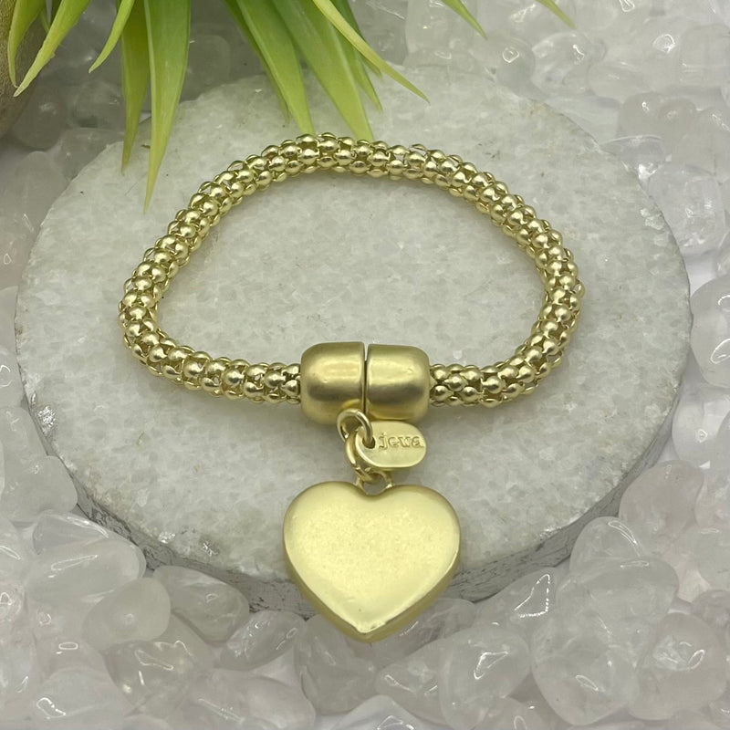 Gold Bracelet With Hanging Heart