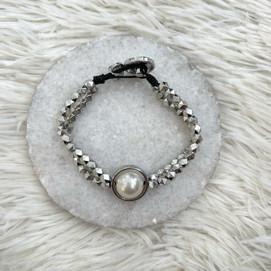 Round With Pearl Silver Plated Bracelet