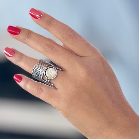 Cream Stone Silver Ring