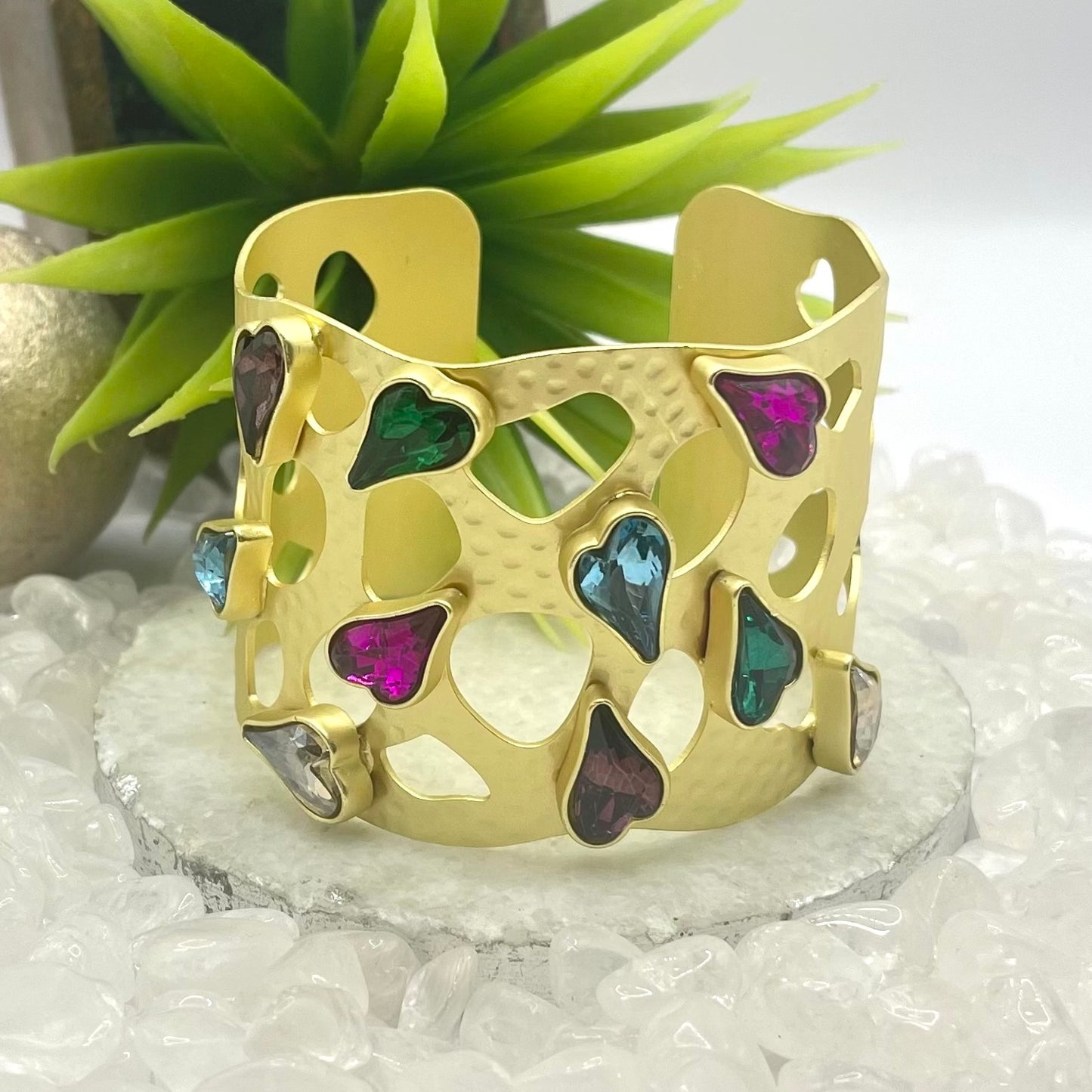 Cuff With Colors Hearts Gold