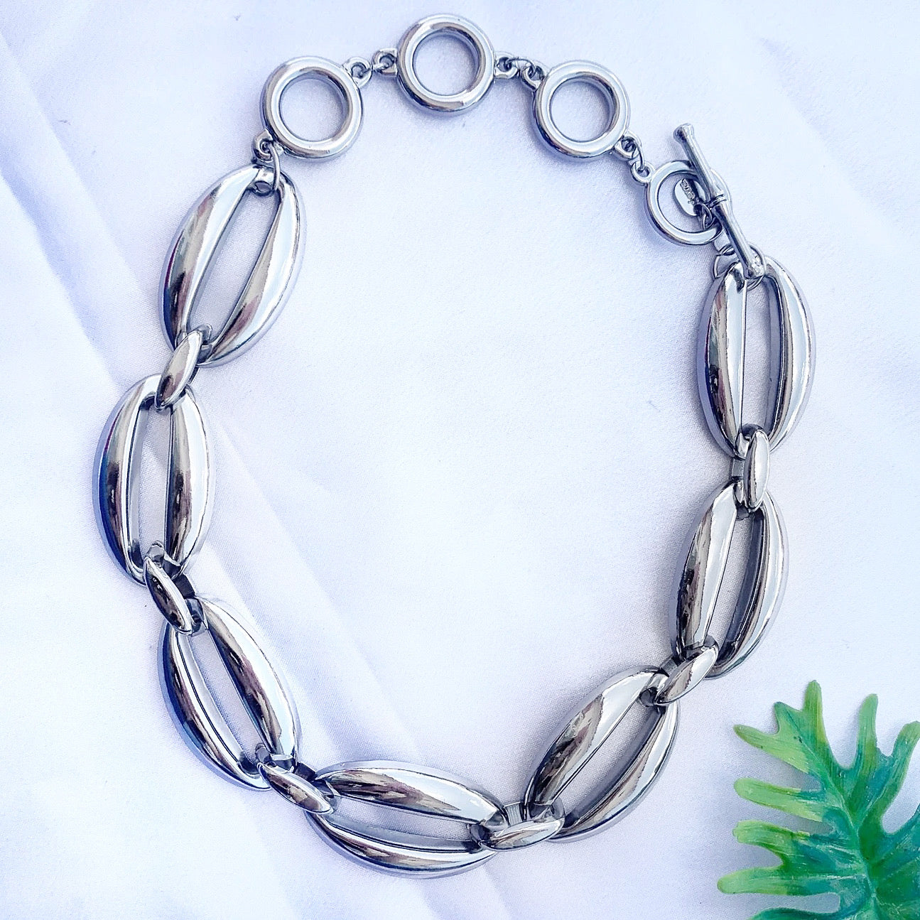 Oval Necklace Silver Plated