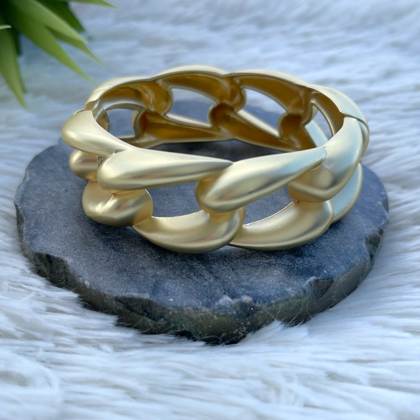 Wave Style Gold Bracelet