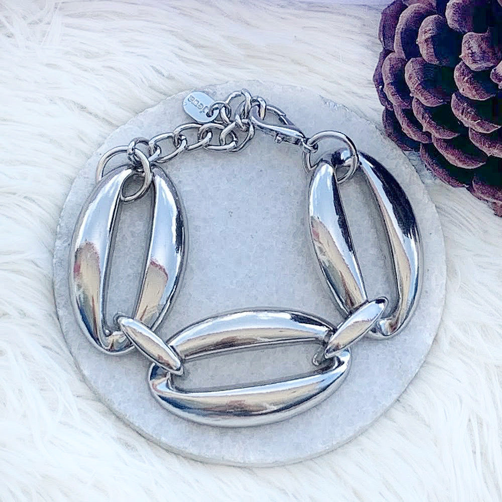 Oval Bracelet Silver Plated