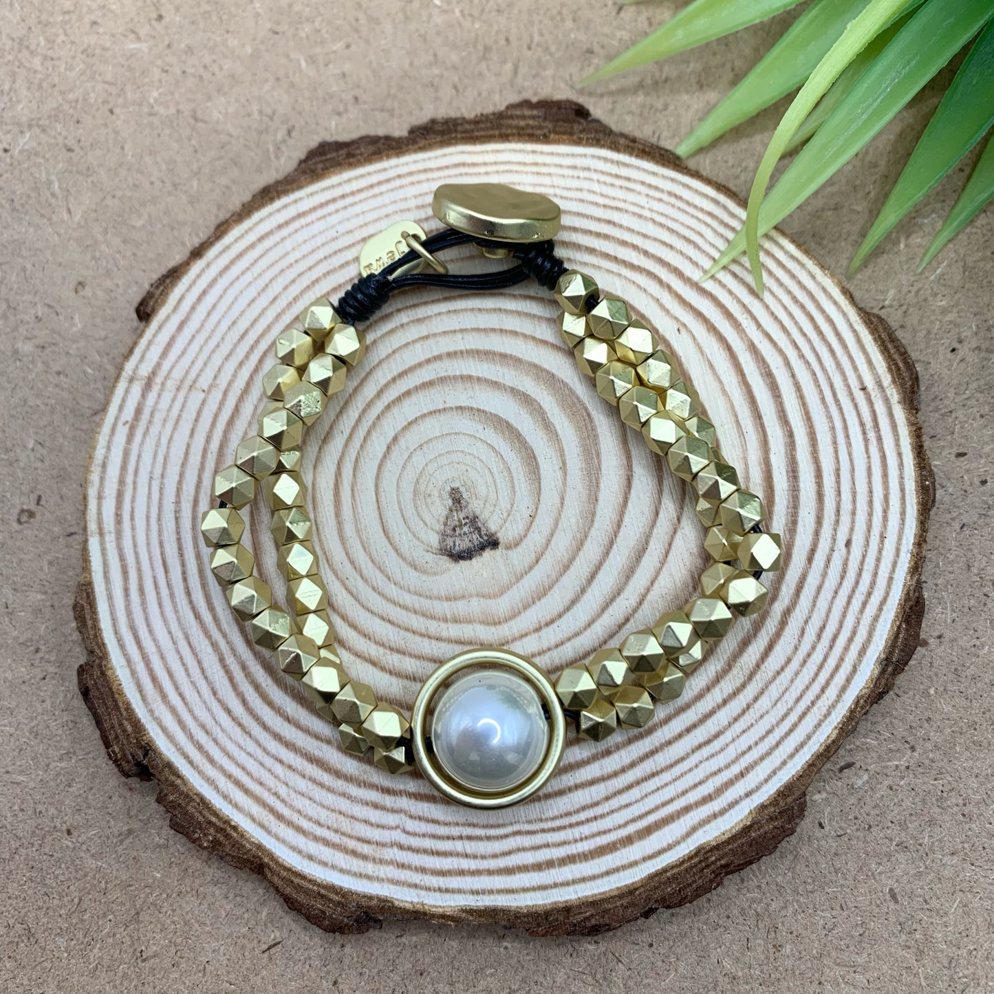 Round With Pearl Gold Plated Bracelet